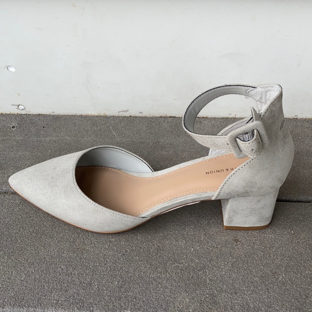 Block heel pump